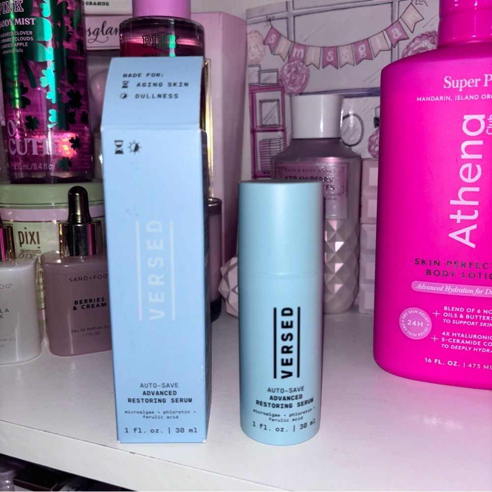 Versed AUTO-SAVE ADVANCED
RESTORING SERUM NIB💝